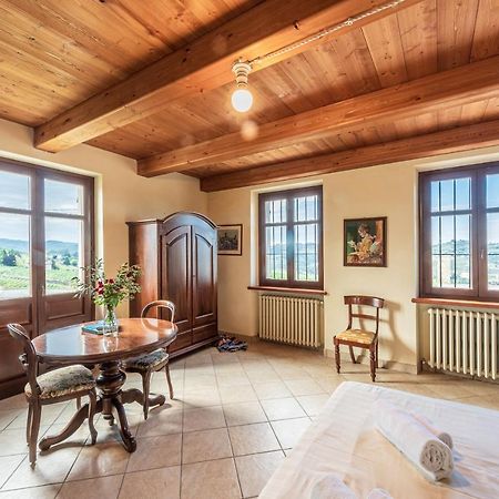 Villa Bricco Paglieri, Entire Villa อัลบา ภายนอก รูปภาพ
