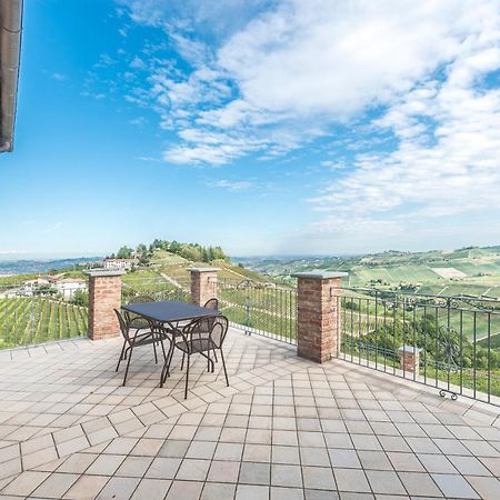Villa Bricco Paglieri, Entire Villa อัลบา ภายนอก รูปภาพ