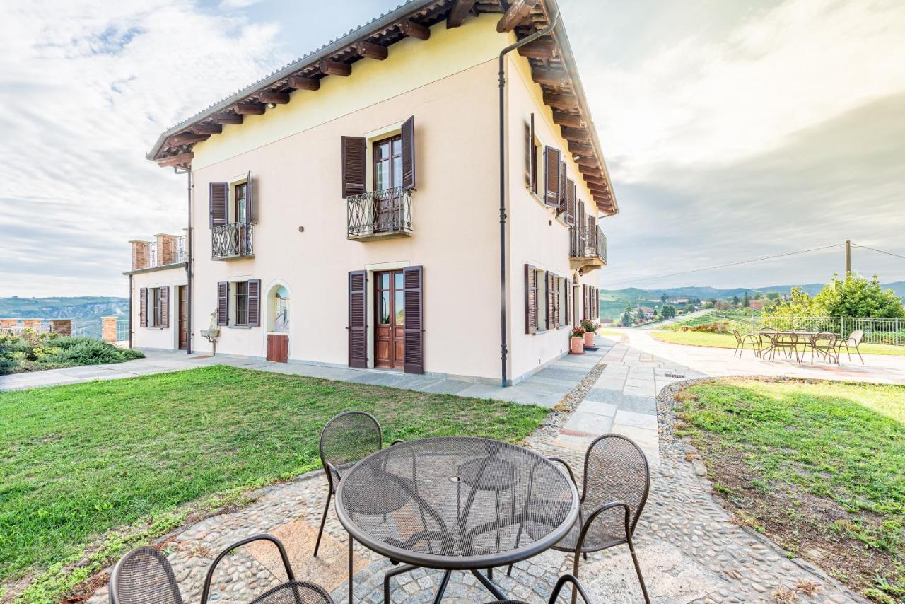 Villa Bricco Paglieri, Entire Villa อัลบา ภายนอก รูปภาพ