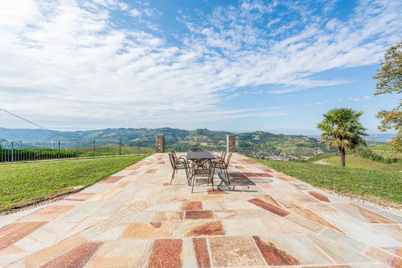 Villa Bricco Paglieri, Entire Villa อัลบา ภายนอก รูปภาพ