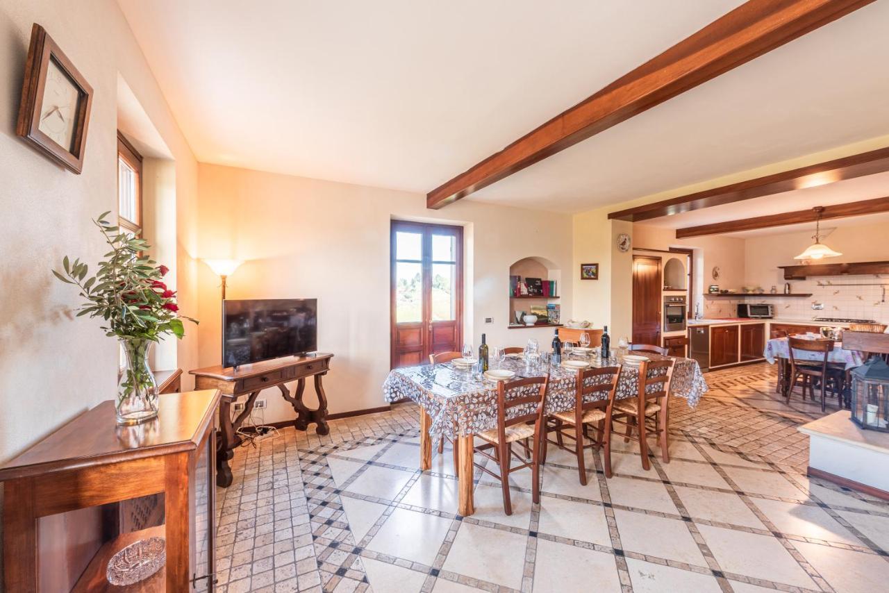 Villa Bricco Paglieri, Entire Villa อัลบา ภายนอก รูปภาพ