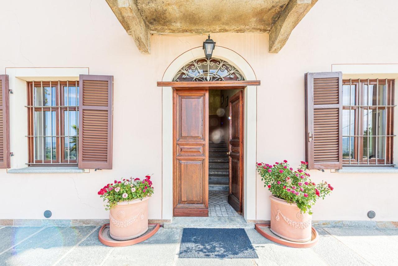 Villa Bricco Paglieri, Entire Villa อัลบา ภายนอก รูปภาพ