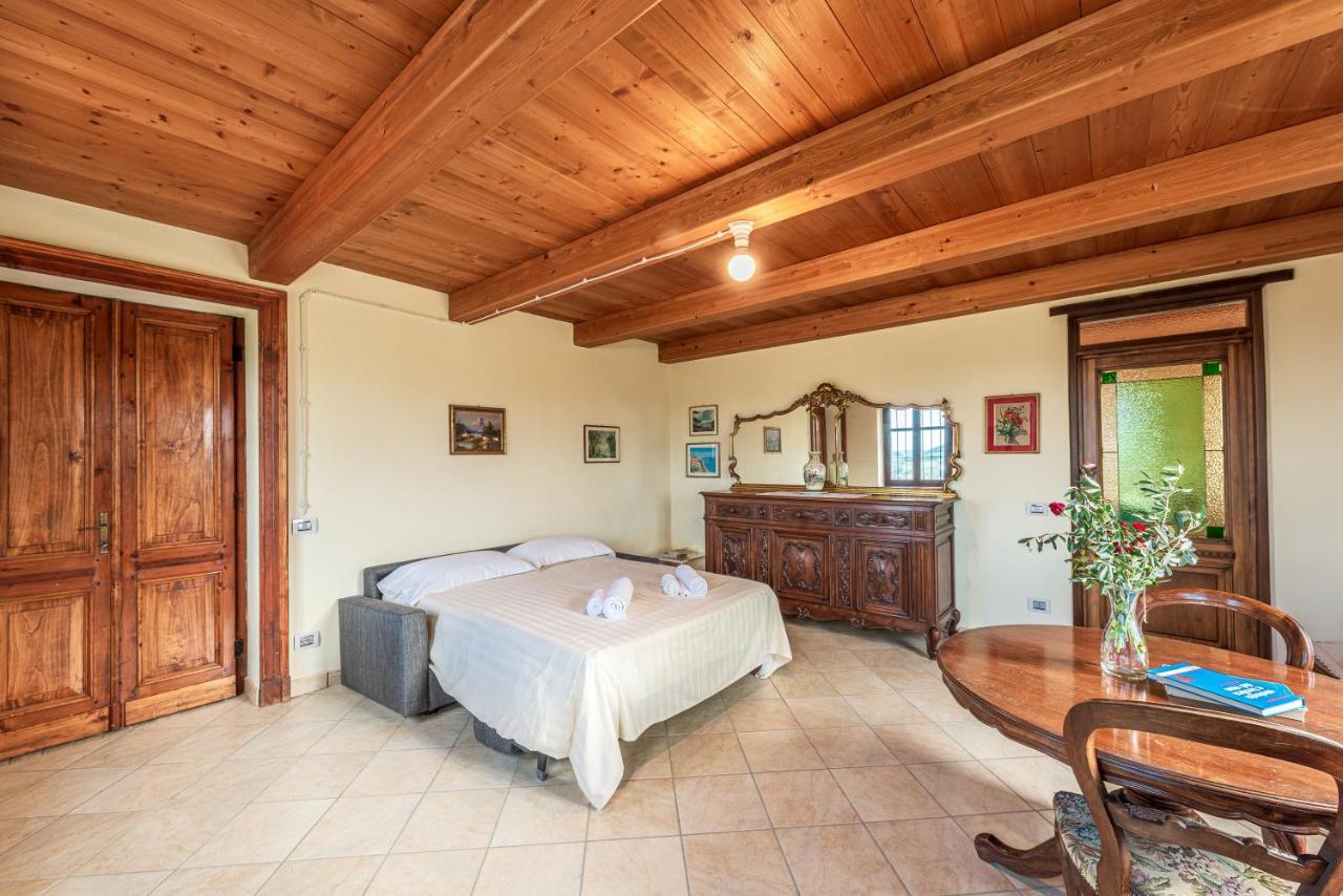 Villa Bricco Paglieri, Entire Villa อัลบา ภายนอก รูปภาพ