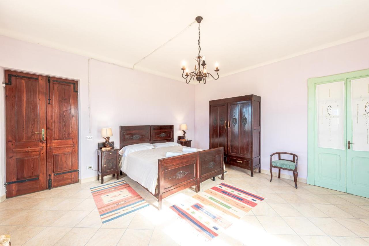 Villa Bricco Paglieri, Entire Villa อัลบา ภายนอก รูปภาพ
