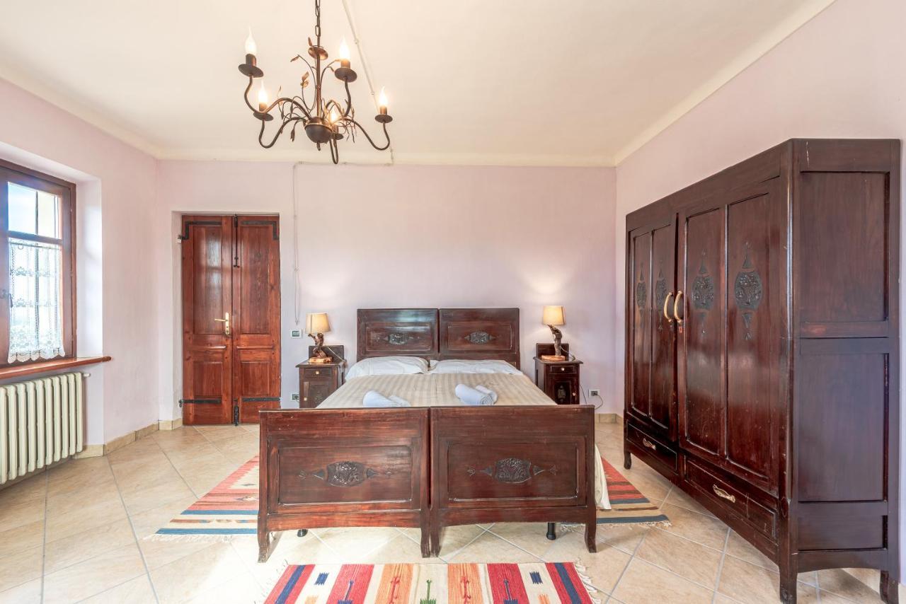 Villa Bricco Paglieri, Entire Villa อัลบา ภายนอก รูปภาพ
