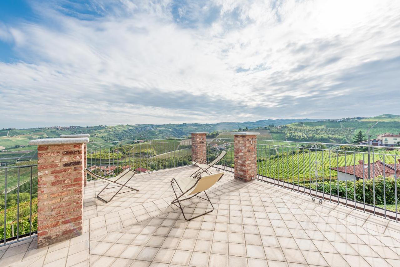 Villa Bricco Paglieri, Entire Villa อัลบา ภายนอก รูปภาพ