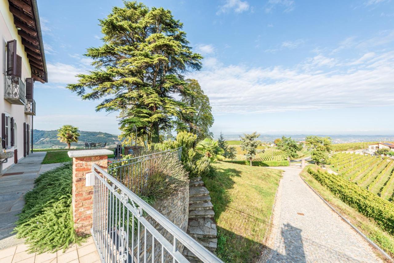 Villa Bricco Paglieri, Entire Villa อัลบา ภายนอก รูปภาพ