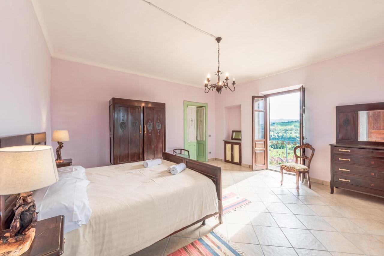 Villa Bricco Paglieri, Entire Villa อัลบา ภายนอก รูปภาพ